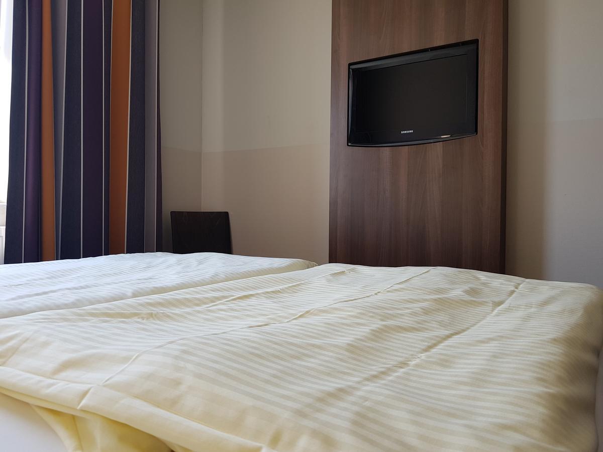 Hotel Zum Eichenzeller Zewnętrze zdjęcie