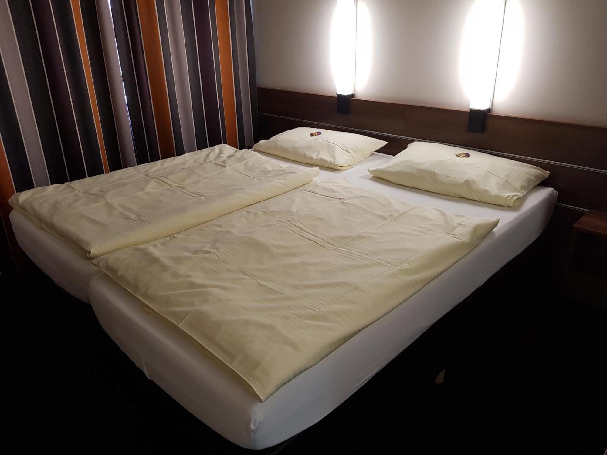 Hotel Zum Eichenzeller Zewnętrze zdjęcie
